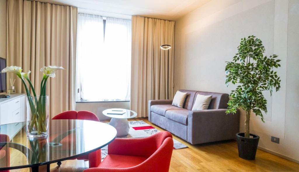 Milan Duomo Suites Bagian luar foto