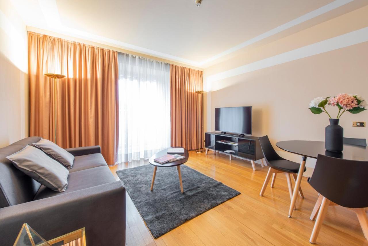 Milan Duomo Suites Bagian luar foto