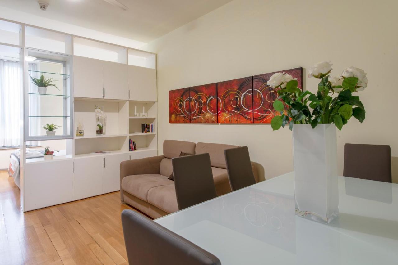 Milan Duomo Suites Bagian luar foto