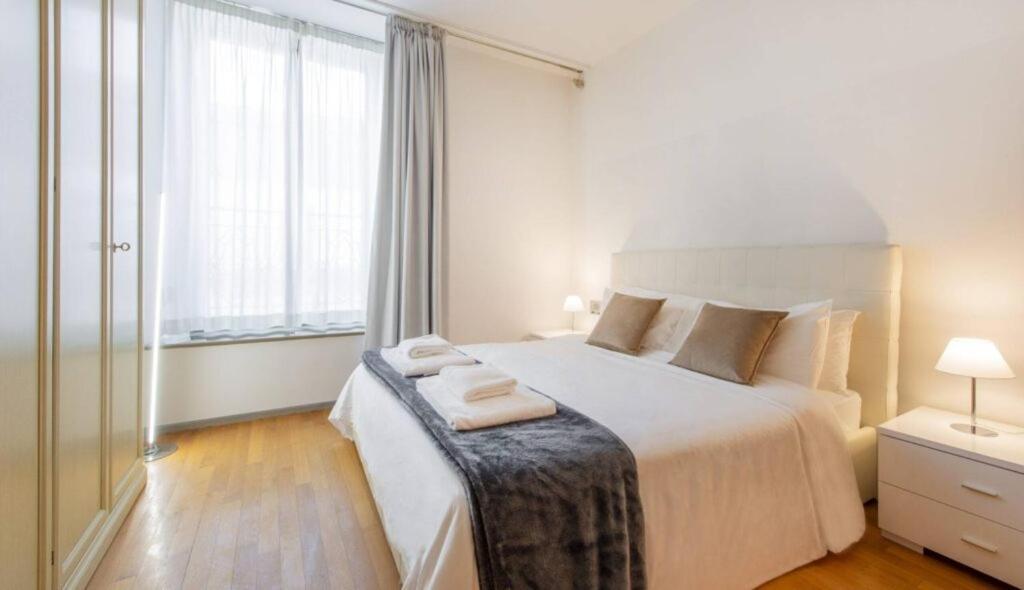 Milan Duomo Suites Bagian luar foto