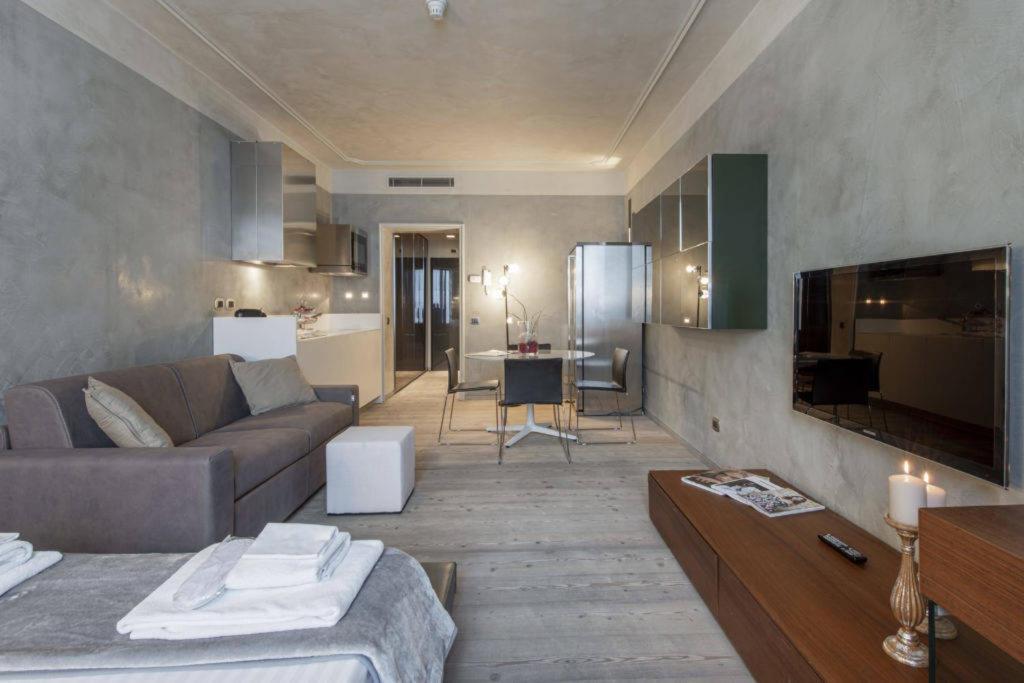 Milan Duomo Suites Bagian luar foto