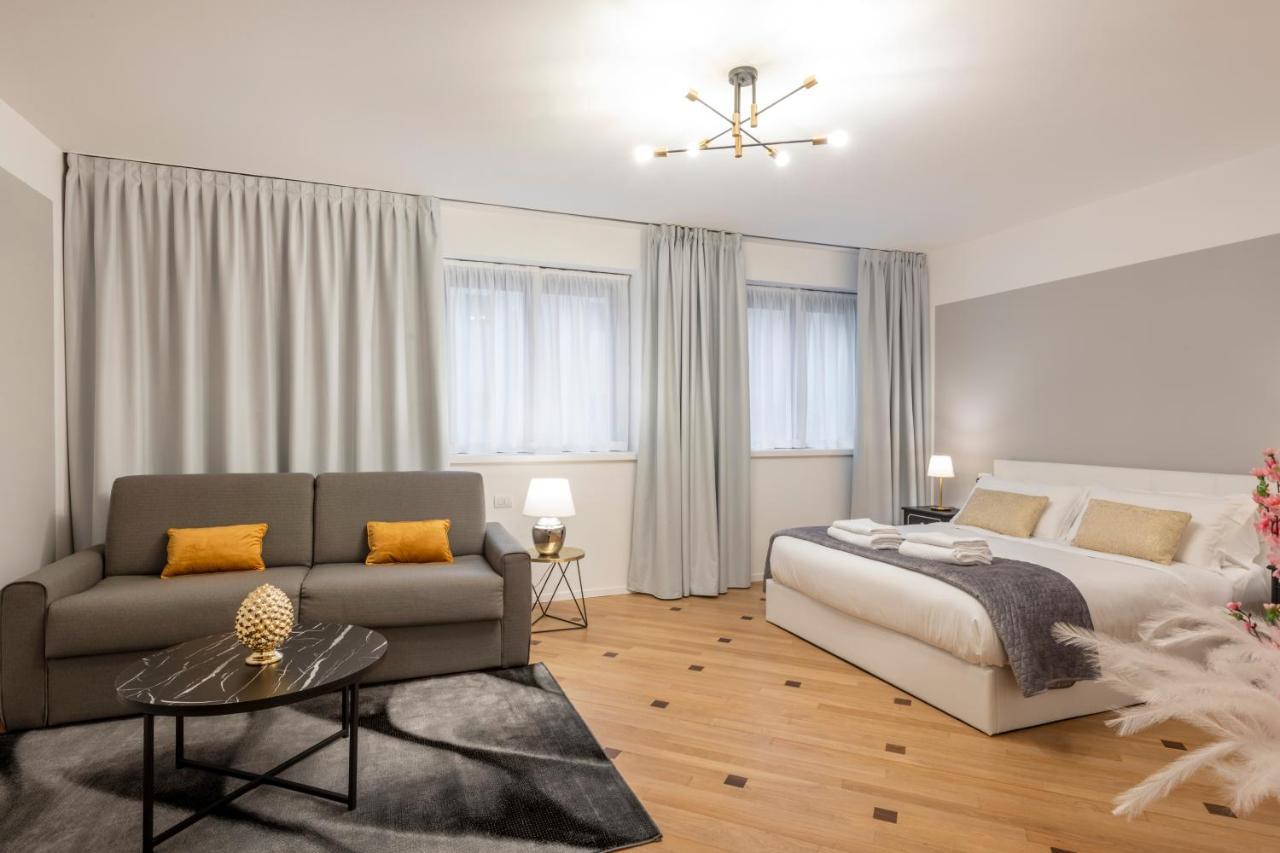 Milan Duomo Suites Bagian luar foto