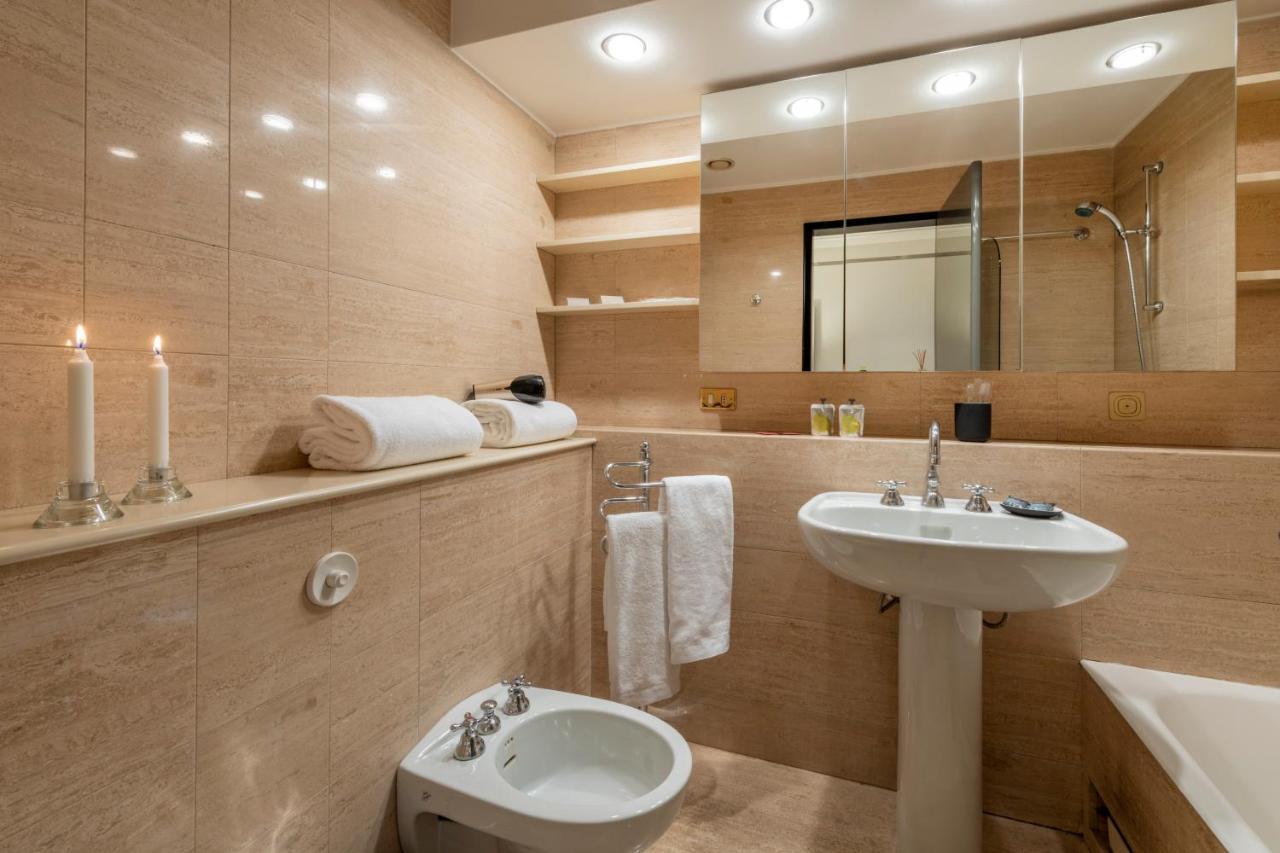 Milan Duomo Suites Bagian luar foto