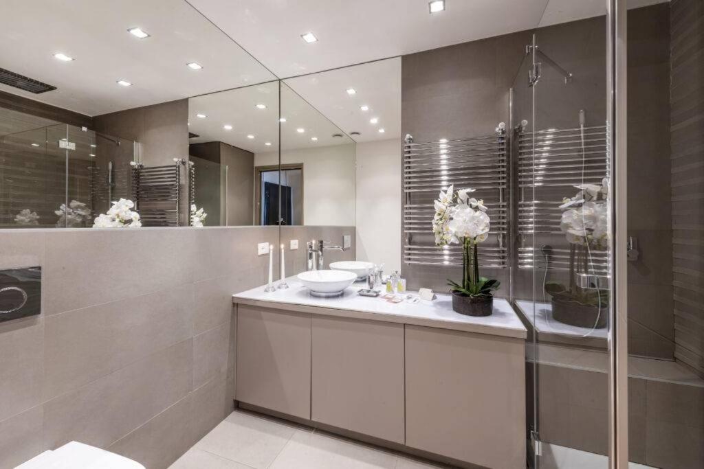 Milan Duomo Suites Bagian luar foto